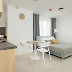 Aquamarina Zarzadzana Przez Wiodacego Operatora Marina Invest מלון דירות דומבקי