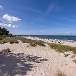 Aquamarina Zarzadzana Przez Wiodacego Operatora Marina Invest מלון דירות