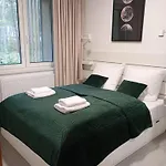 Aparthotel Aquamarina Zarzadzana Przez Wiodacego Operatora Marina Invest 4*