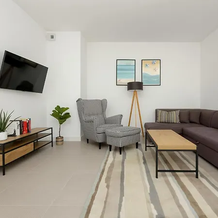 Aquamarina Marina Invest Aparthotel Dabki