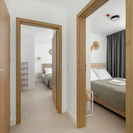 Aquamarina Marina Invest Aparthotel
