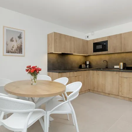 Aparthotel Aquamarina Marina Invest