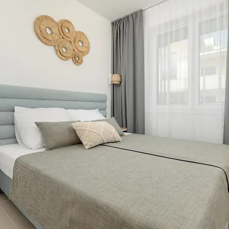 Aparthotel Aquamarina Marina Invest *