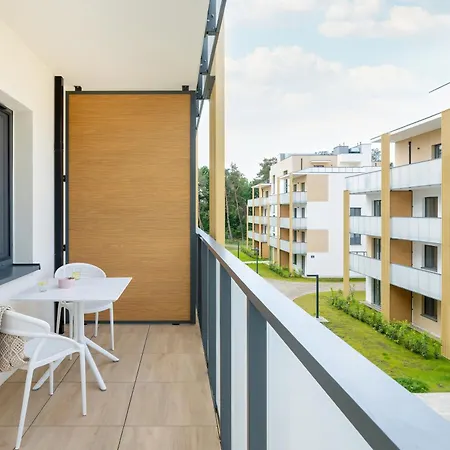 Aparthotel Aquamarina Zarzadzana Przez Wiodacego Operatora Marina Invest 4*