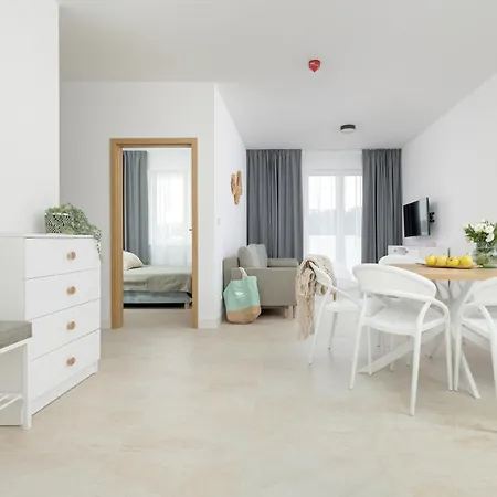 Aquamarina Marina Invest 4*