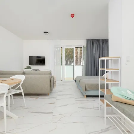 Aquamarina Marina Invest 4*