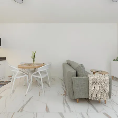 Aquamarina Marina Invest Aparthotel Dabki