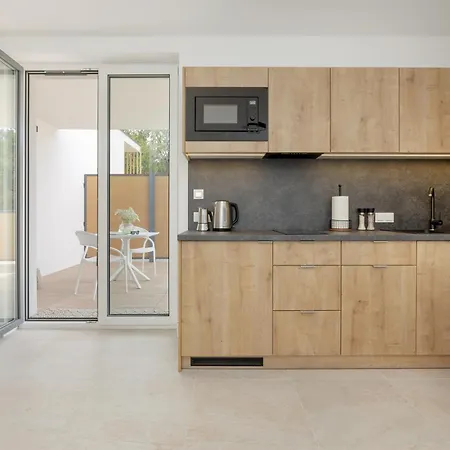 Aquamarina Marina Invest Apart-hotel