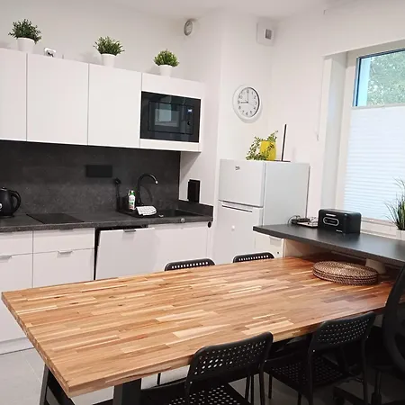 Aquamarina Marina Invest