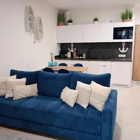 Aquamarina Marina Invest Aparthotel